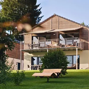 Bleibe4 Apartment